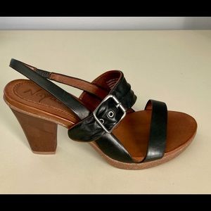 Naya Alamosa Black Leather Sandals 9 1/2 Medium
